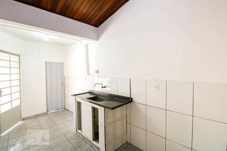 Cozinha de casa para alugar com 1 quarto, 30m² em Vila Maria, São Paulo