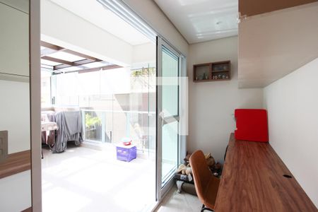 Corredor e Escritório  de apartamento à venda com 1 quarto, 50m² em Indianópolis, São Paulo