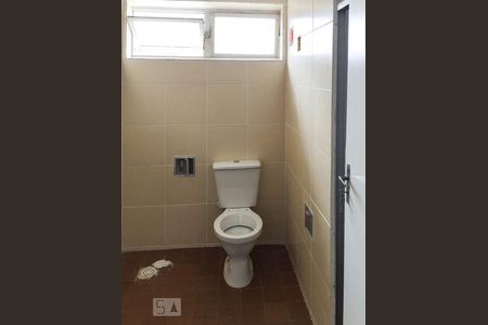 Banheiro 1 de casa à venda com 3 quartos, 350m² em Jardim Vila Formosa, São Paulo