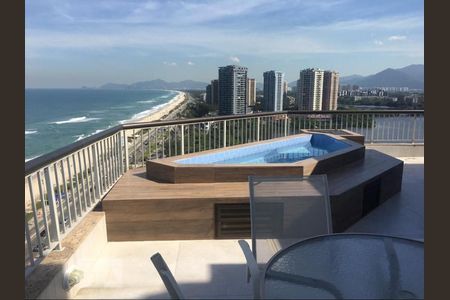 Apartamento à venda com 160m², 2 quartos e 1 vagaTerraço - Piscina
