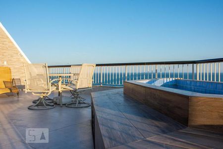 Apartamento à venda com 160m², 2 quartos e 1 vagaTerraço - Piscina