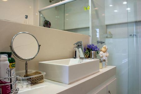 Banheiro Social - 1º Piso de apartamento à venda com 2 quartos, 160m² em Barra da Tijuca, Rio de Janeiro