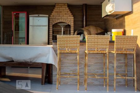 Apartamento à venda com 160m², 2 quartos e 1 vagaTerraço - Churrasqueira e Forno de Pizza