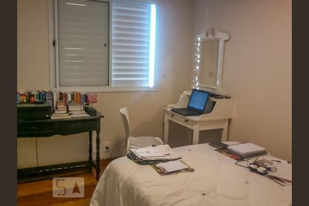 Quarto 1 de apartamento para alugar com 2 quartos, 225m² em Cidade São Francisco, São Paulo