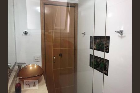 Apartamento à venda com 81m², 3 quartos e 1 vagaBanheiro
