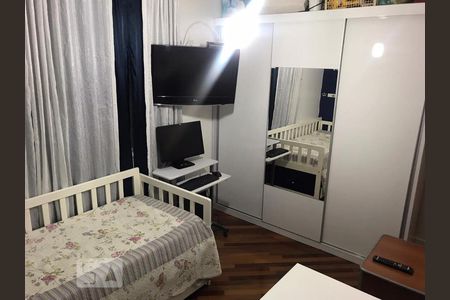 Apartamento à venda com 81m², 3 quartos e 1 vagaQuarto