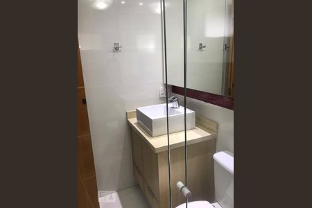 Apartamento à venda com 81m², 3 quartos e 1 vagaBanheiro