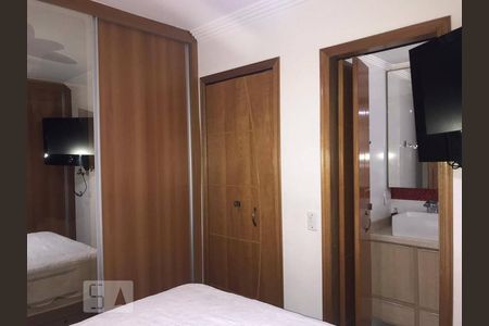 Apartamento à venda com 81m², 3 quartos e 1 vagaQuarto