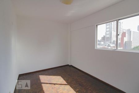 Quarto  de apartamento para alugar com 1 quarto, 34m² em Centro, Curitiba
