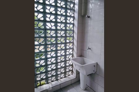 Apartamento para alugar com 75m², 2 quartos e 1 vagaBanheiro de Serviço