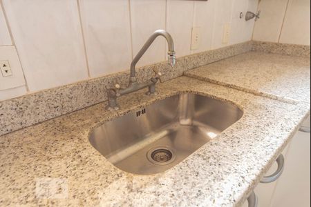 Casa para alugar com 250m², 3 quartos e 5 vagasPia 