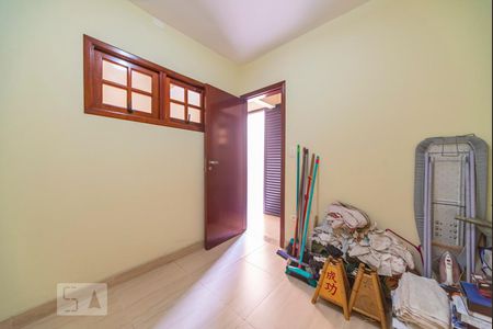 Casa para alugar com 250m², 3 quartos e 5 vagasQuarto de Serviço