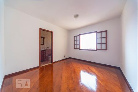 Casa para alugar com 250m², 3 quartos e 5 vagasQuarto 3