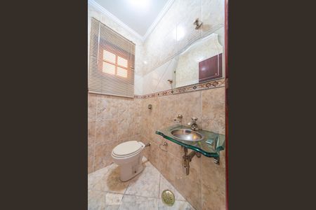 Lavabo  de casa para alugar com 3 quartos, 250m² em Vila Camilópolis, Santo André