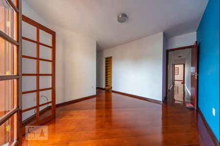 Quarto 1 de casa para alugar com 3 quartos, 250m² em Vila Camilópolis, Santo André