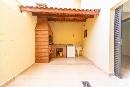 Casa para alugar com 250m², 3 quartos e 5 vagasÁrea de Serviço e Churrasquearam 