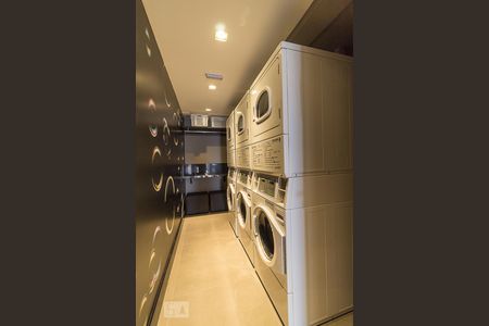 Studio para alugar com 39m², 1 quarto e 1 vaga Studio para alugar com 39m², 1 quarto e 1 vagaLavanderia