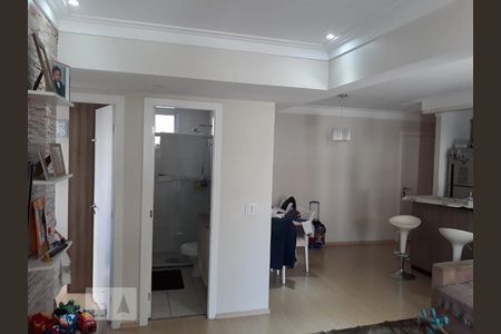 Sala de apartamento à venda com 3 quartos, 71m² em Vila Suzana, São Paulo