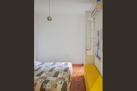 Quarto 1 de apartamento para alugar com 2 quartos, 55m² em Centro Histórico, Porto Alegre