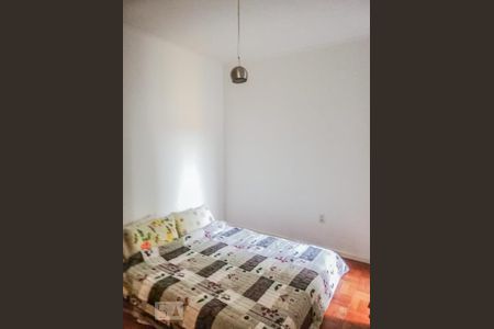 Quarto 1 de apartamento para alugar com 2 quartos, 55m² em Centro Histórico, Porto Alegre