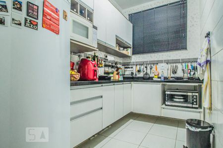Cozinha de apartamento para alugar com 2 quartos, 55m² em Centro Histórico, Porto Alegre