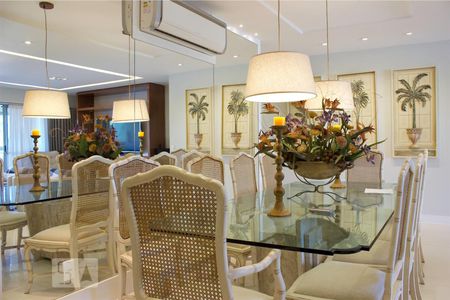 Sala de apartamento à venda com 4 quartos, 234m² em Barra da Tijuca, Rio de Janeiro