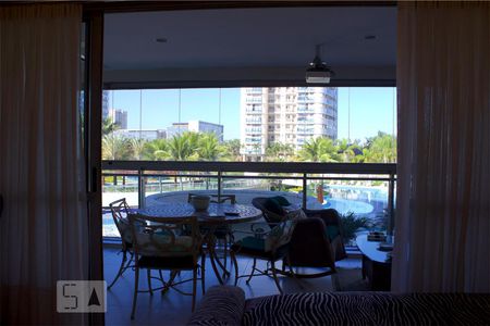 Varanda de apartamento à venda com 4 quartos, 234m² em Barra da Tijuca, Rio de Janeiro