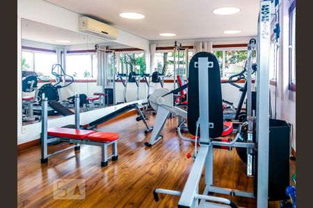 Casa de condomínio à venda com 398m², 4 quartos e 3 vagasÁrea comum - Academia