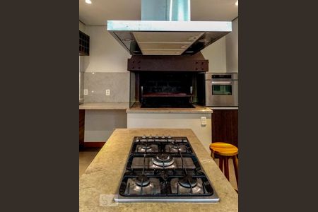 Casa de condomínio à venda com 398m², 4 quartos e 3 vagasCozinha