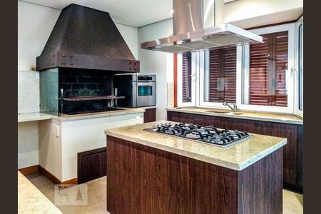 Casa de condomínio à venda com 398m², 4 quartos e 3 vagasCozinha