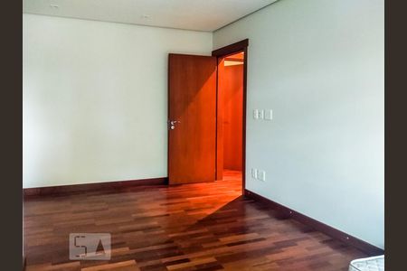 Quarto 3 de casa de condomínio à venda com 4 quartos, 398m² em Vila Conceição, Porto Alegre