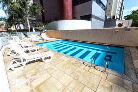 Apartamento para alugar com 40m², 1 quarto e 1 vaga Apartamento para alugar com 40m², 1 quarto e 1 vagaPiscina