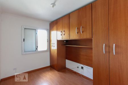 Quarto 2 de apartamento para alugar com 2 quartos, 55m² em Vila Guarani (z Sul), São Paulo