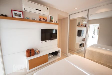 Suíte de apartamento à venda com 2 quartos, 82m² em Icaraí, Niterói