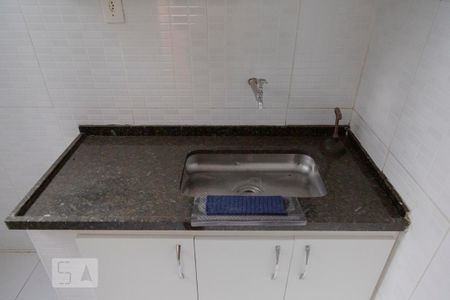Pia de apartamento para alugar com 1 quarto, 54m² em Centro, São Paulo