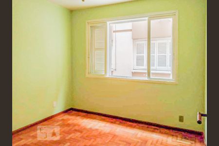 Quarto 1 de apartamento para alugar com 2 quartos, 72m² em Teresópolis, Porto Alegre