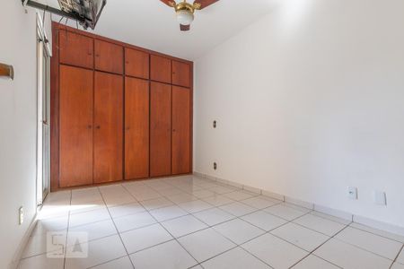 Quarto da suíte de casa de condomínio à venda com 1 quarto, 52m² em Botafogo, Campinas