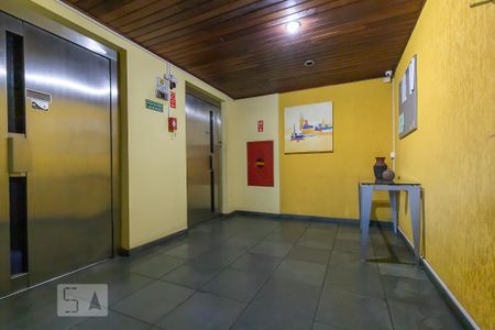 Casa de condomínio à venda com 52m², 1 quarto e 1 vaga Casa de condomínio à venda com 52m², 1 quarto e 1 vagaÁrea comum - Hall social