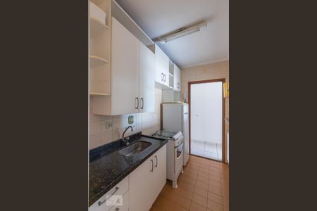 Casa de condomínio à venda com 52m², 1 quarto e 1 vaga Casa de condomínio à venda com 52m², 1 quarto e 1 vagaCozinha