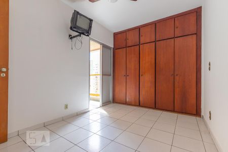 Quarto da suíte de casa de condomínio à venda com 1 quarto, 52m² em Botafogo, Campinas