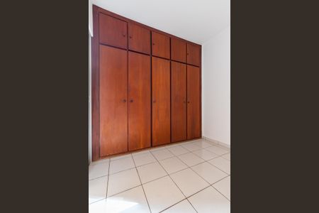 Quarto da suíte de casa de condomínio à venda com 1 quarto, 52m² em Botafogo, Campinas