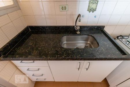Casa de condomínio à venda com 52m², 1 quarto e 1 vaga Casa de condomínio à venda com 52m², 1 quarto e 1 vagaCozinha