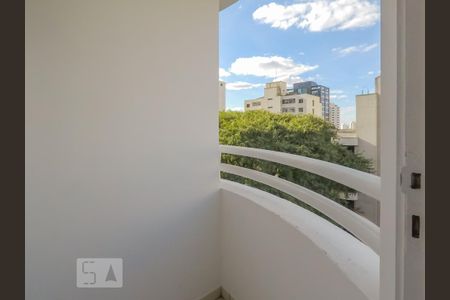 Apartamento para alugar com 92m², 1 quarto e 1 vaga