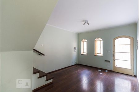 Casa à venda com 60m², 3 quartos e 1 vagaSala