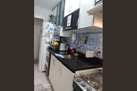 Cozinha de apartamento para alugar com 2 quartos, 58m² em Jardim Peri, São Paulo