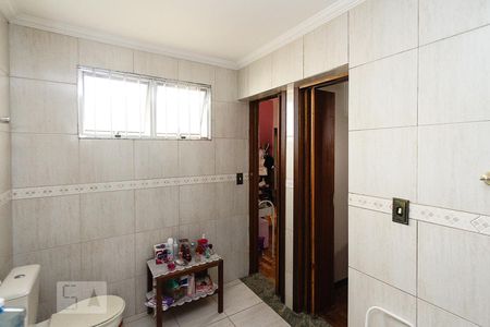 Casa à venda com 450m², 3 quartos e 3 vagas Casa à venda com 450m², 3 quartos e 3 vagasBanheiro Social