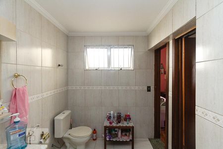 Casa à venda com 450m², 3 quartos e 3 vagas Casa à venda com 450m², 3 quartos e 3 vagasBanheiro Social