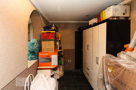 Casa à venda com 450m², 3 quartos e 3 vagas Casa à venda com 450m², 3 quartos e 3 vagasQuarto de Serviço 02