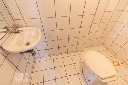 Área de Serviço Banheiro de apartamento à venda com 3 quartos, 144m² em Perdizes, São Paulo