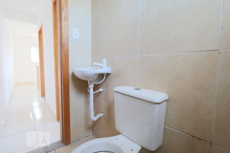 Banheiro - Torneira de casa para alugar com 3 quartos, 50m² em Curicica, Rio de Janeiro